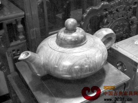 紅木收藏家黃景如的“求木之旅”
