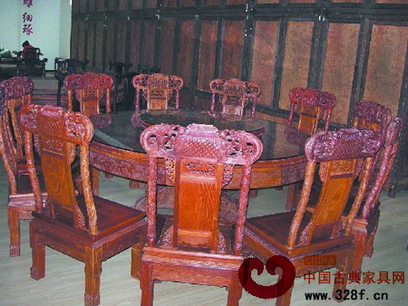 紅木家具：東陽下一個(gè)支柱產(chǎn)業(yè)？