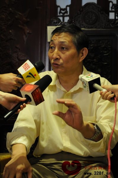 曹靜樓：提高行業自律 力行消費維權