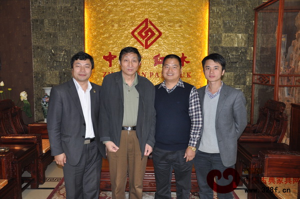 中信紅木：質量是生命 信譽是本錢