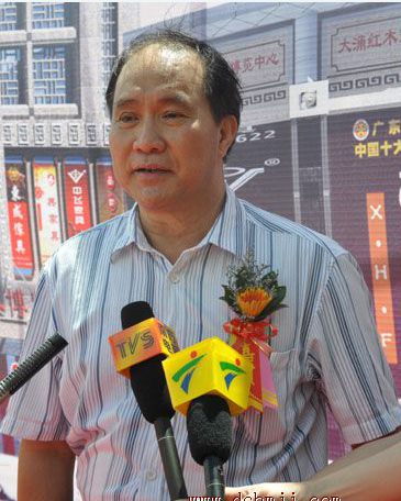 中山市鴻發家具有限公司董事長  蕭照興