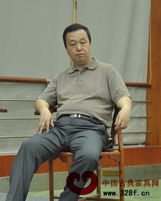 山西黎氏閣家居廣場總經理趙學偉：非標紅木降下來，國標紅木升上去