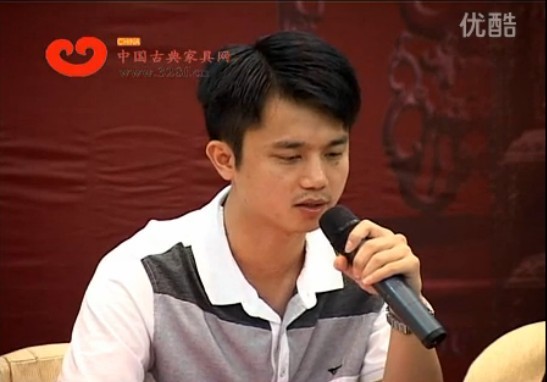 2012中式（紅木）家具領(lǐng)袖峰會(huì)——中國(guó)古典家具網(wǎng)、《品牌紅木》雜志CEO林偉華做全國(guó)經(jīng)銷商情況匯報(bào)