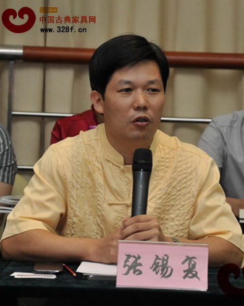 東成紅木家具有限公司董事長張錫復：用心服務，把售后服務放在第一位
