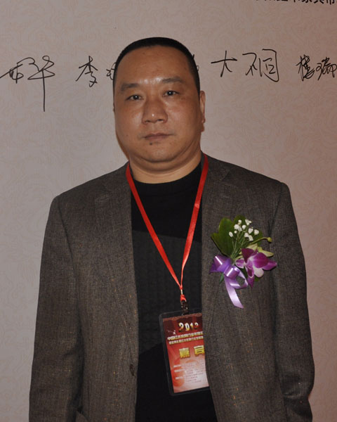 中山沙溪御華軒紅木董事長樓瑞強