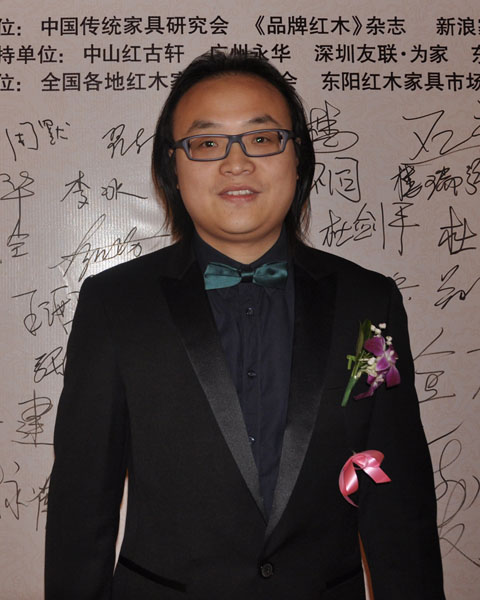 浙江東陽卓木王紅木總經(jīng)理杜長江