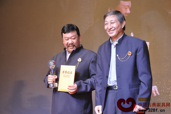 眾望所歸，紅木總評榜兩項大獎花落明清居紅木