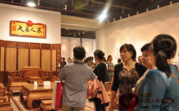 大家之家參展仙游紅博會 黃花梨奪人眼球