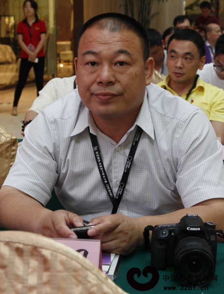 萬家宜董事長吳明月