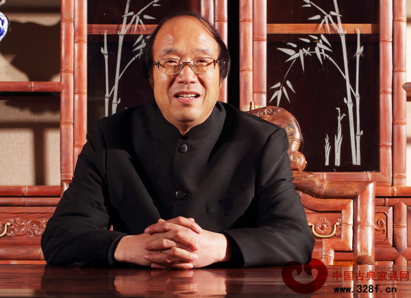 杜承三：用堅(jiān)持詮釋卓木王紅木工藝精髓