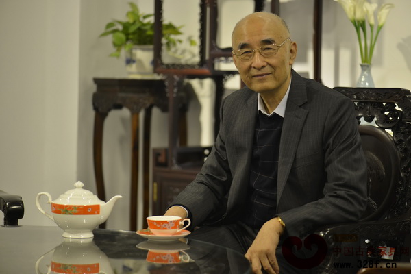 深圳市宜雅紅木家具藝術品有限公司（泰和園）董事長邵湘文