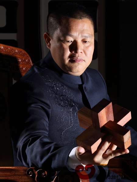 中山市匠王紅木家具有限公司董事長李茂先