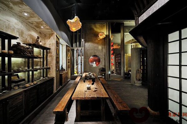 看金絲楠木裝點大氣匯館