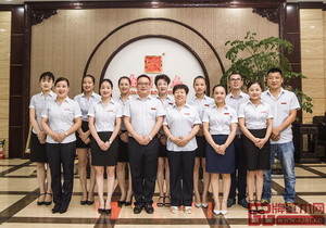 服務至上，新明紅木營銷團隊百分百熱度為客戶服務