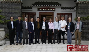 經典擔當，寶御堂紅木力作斬獲明清古典家具“金獎”