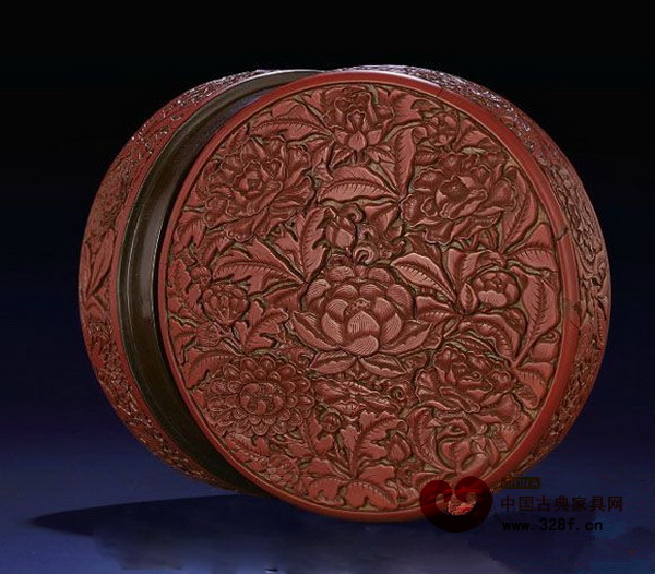 明洪武剔紅四季花紋圓盒 明洪武剔紅四季花紋圓盒