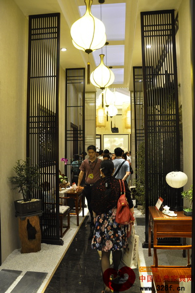 祥利集團(tuán)展館內(nèi)布局中國風(fēng)韻十足 祥利集團(tuán)展館內(nèi)布局中國風(fēng)韻十足