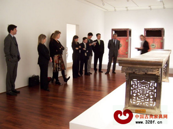 2006年,巴塞隆那高第基金會“中國宮廷家具藝術展” 2006年,巴塞隆那高第基金會“中國宮廷家具藝術展”
