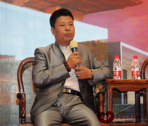 鄒楓(北京藝威木業(yè)有限責(zé)任公司董事長) 鄒楓(北京藝威木業(yè)有限責(zé)任公司董事長)