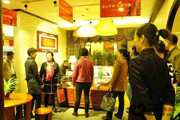 戴為紅木長沙專賣店開業盛況 戴為紅木長沙專賣店開業盛況