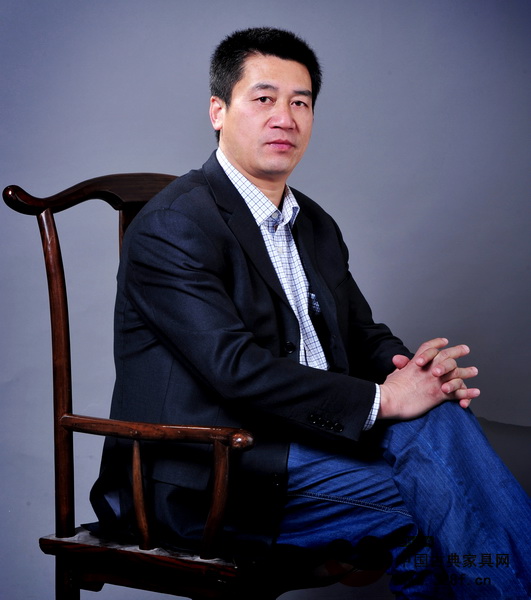 新明紅木董事長張新民 新明紅木董事長張新民