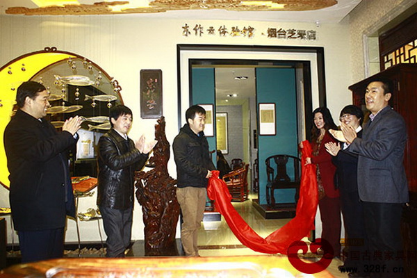 東作云煙臺芝罘體驗店開業(yè)揭牌 東作云煙臺芝罘體驗店開業(yè)揭牌
