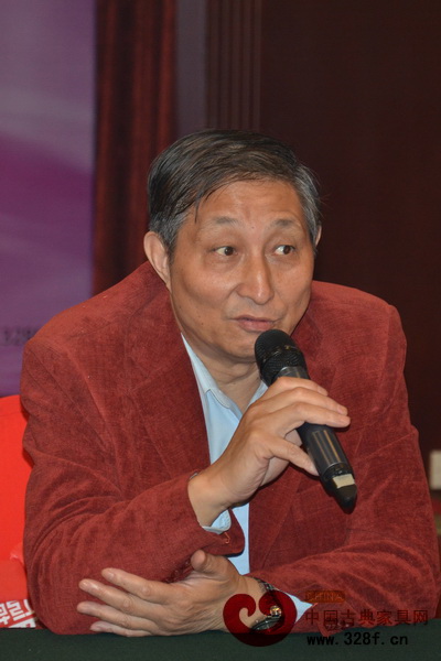 原故宮博物院文保科技部主任、中國紅木家具著名專家曹靜樓 原故宮博物院文保科技部主任、中國紅木家具著名專家曹靜樓