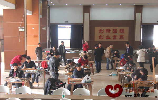 “東成杯”紅木家具雕刻（精細木工）職業技能競賽現場