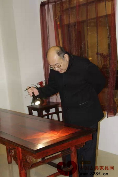 于鴻雁老師對此次參拍品進行嚴格篩選