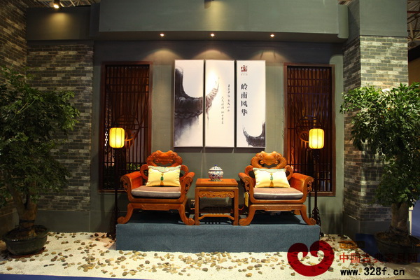 志成紅木展館一角布景,再現嶺南風情之美 志成紅木展館一角布景,再現嶺南風情之美