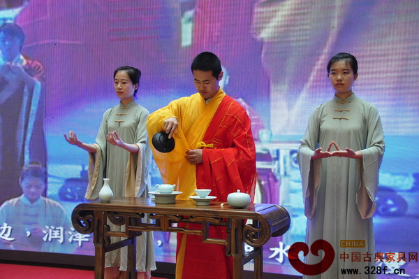 “中華茶禮”表演 “中華茶禮”表演