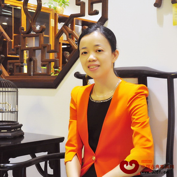 區氏臻品銷售經理李艷霞