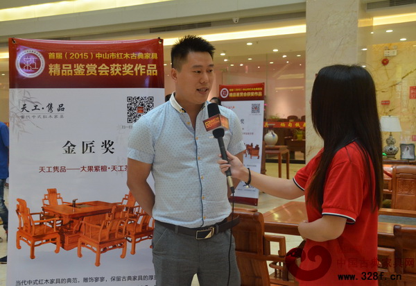 天工雋品營銷經理邱玉接受弘木傳媒記者采訪 天工雋品營銷經理邱玉接受弘木傳媒記者采訪