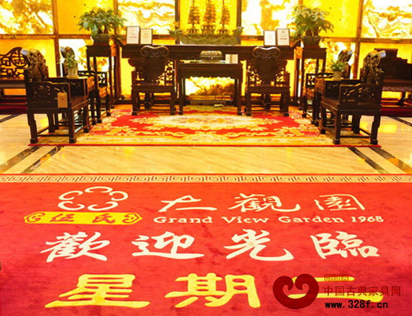 門口與電梯鋪放的地毯根據(jù)星期幾而每天對應更換 門口與電梯鋪放的地毯根據(jù)星期幾而每天對應更換