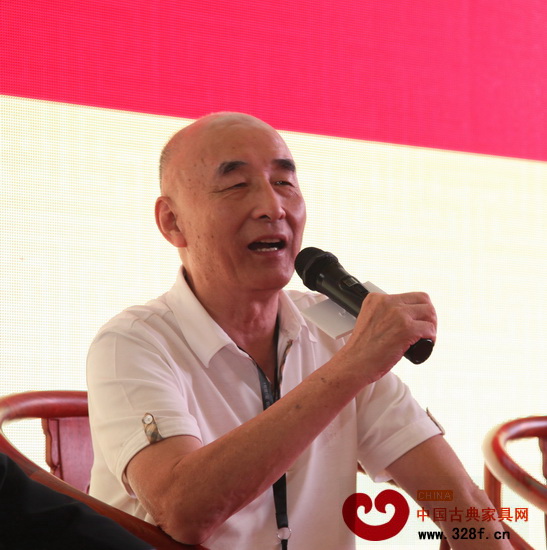 深圳市紅木文化藝術協會名譽會長、泰和園董事長邵湘文 深圳市紅木文化藝術協會名譽會長、泰和園董事長邵湘文