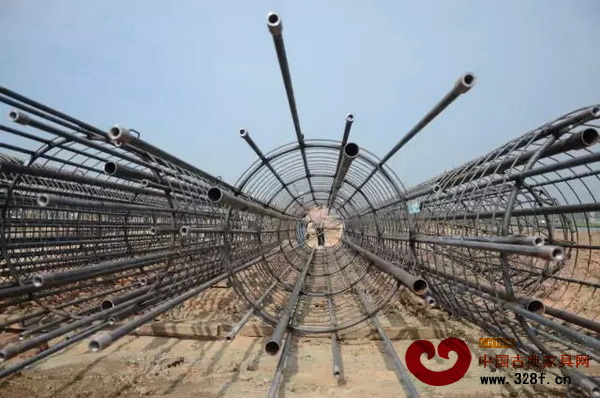 大南公路的建設現(xiàn)場 大南公路的建設現(xiàn)場