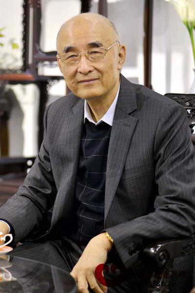 中國傳統工藝大師、深圳泰和園董事長邵湘文 中國傳統工藝大師、深圳泰和園董事長邵湘文