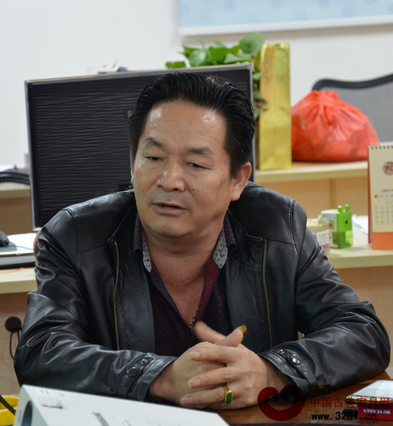 水溪村村長陳澤康在成立儀式上發言 水溪村村長陳澤康在成立儀式上發言