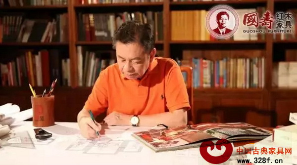 國壽紅木董事長陳國壽作為“家·國壽”理念的奠基人，一直在倡導“以家為本”的優良傳統