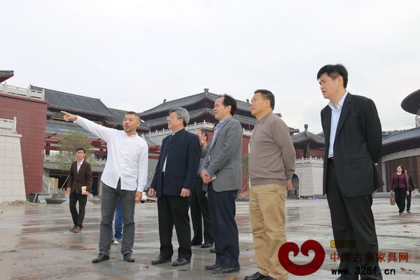 中山市政協主席丘樹宏認為，紅博城的落成，是中國紅木產業發展的一個標志性事件 