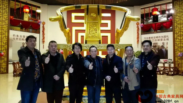 “紅十郎品牌聯盟”成員合影 “紅十郎品牌聯盟”成員合影
