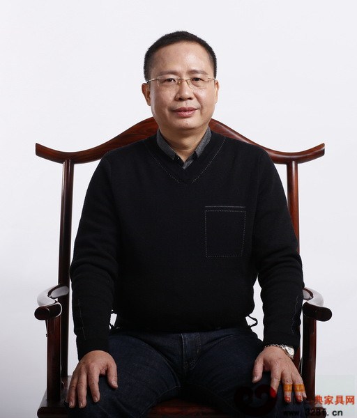 南枝紅紅木董事長余武生 南枝紅紅木董事長余武生