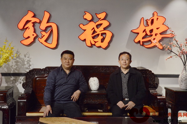 在專家走訪過程中，鈞福樓董事長李錦先（左）與華南林業大學博士生導師李凱夫（右）合影
