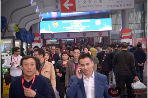 廣州家博會現場人頭濟濟 廣州家博會現場人頭濟濟