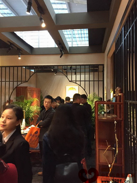 香山桃源深圳展展廳迎來四面八方的經銷商和消費者 香山桃源深圳展展廳迎來四面八方的經銷商和消費者