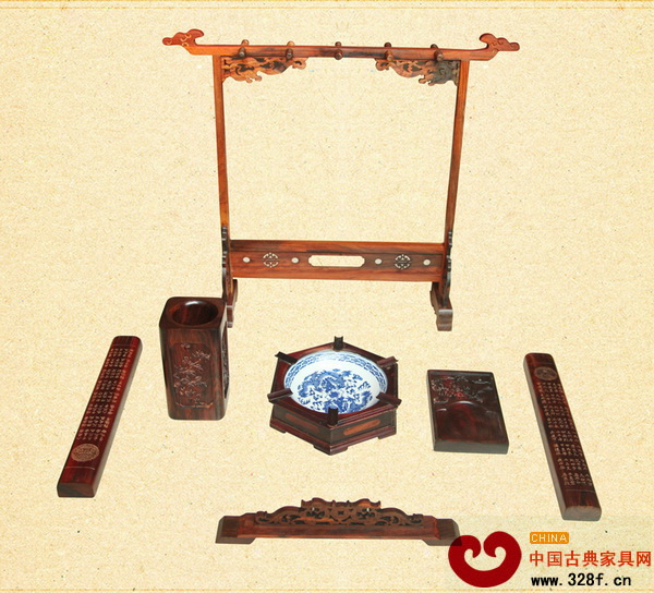 興成紅木廣告語優(yōu)秀創(chuàng)意獎獎品 興成紅木廣告語優(yōu)秀創(chuàng)意獎獎品