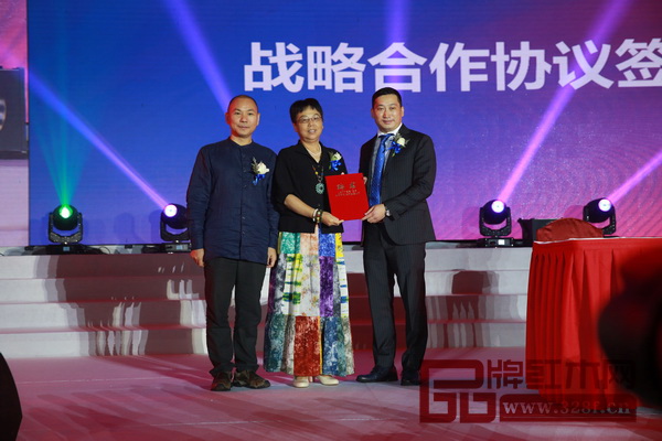 戰略合作加強創新開拓 戰略合作加強創新開拓