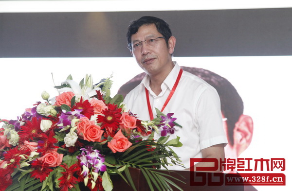 東陽市人民政府副市長陳軍在首發儀式上致辭