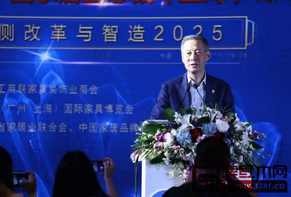中國對外貿(mào)易廣州展覽總公司總經(jīng)理李德穎致詞 中國對外貿(mào)易廣州展覽總公司總經(jīng)理李德穎致詞