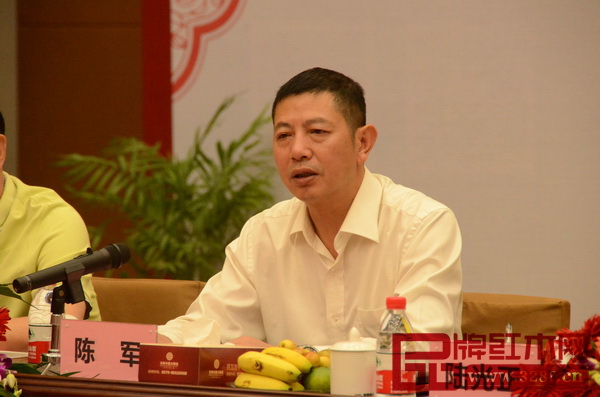 東陽(yáng)市副市長(zhǎng)陳軍致歡迎辭 東陽(yáng)市副市長(zhǎng)陳軍致歡迎辭